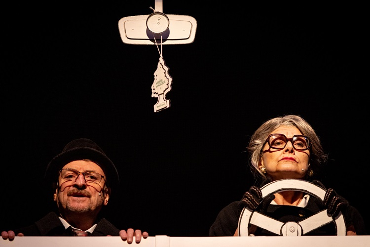 immagine Giacomo Poretti e Daniela Cristofori in scena sabato 24 febbraio con "Funeral home"