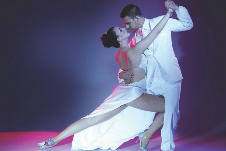 immagine Sabato 28 luglio tutti i colori del Tango con “Cronache di Buenos Aires”