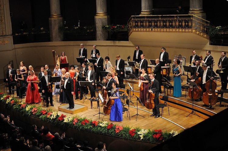 immagine Valzer, polke e trascinanti arie d’operetta: al Giovanni da Udine ritorna la Strauss Festival Orchester Wien